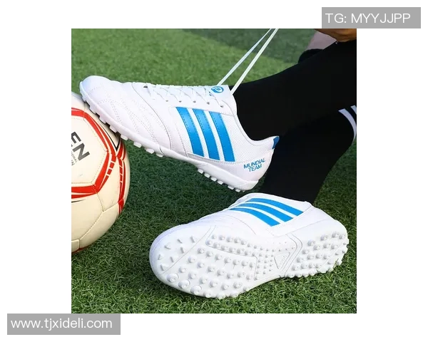 足球明星专属鞋款大集合精美图片展示与详细介绍