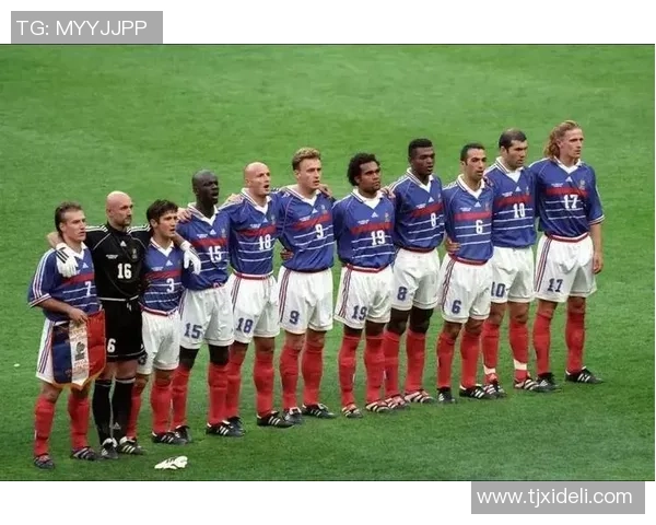 张开头的足球明星们的辉煌成就与传奇故事揭秘